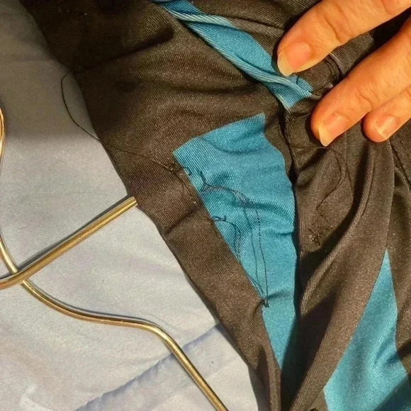 🐆🔥Jaguars women’s leggings size XL🐆🔥 - Picture 9 of 10